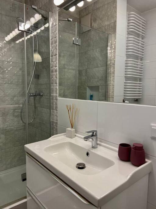 Apartament Blisko Centrum Warszawy Warszawa